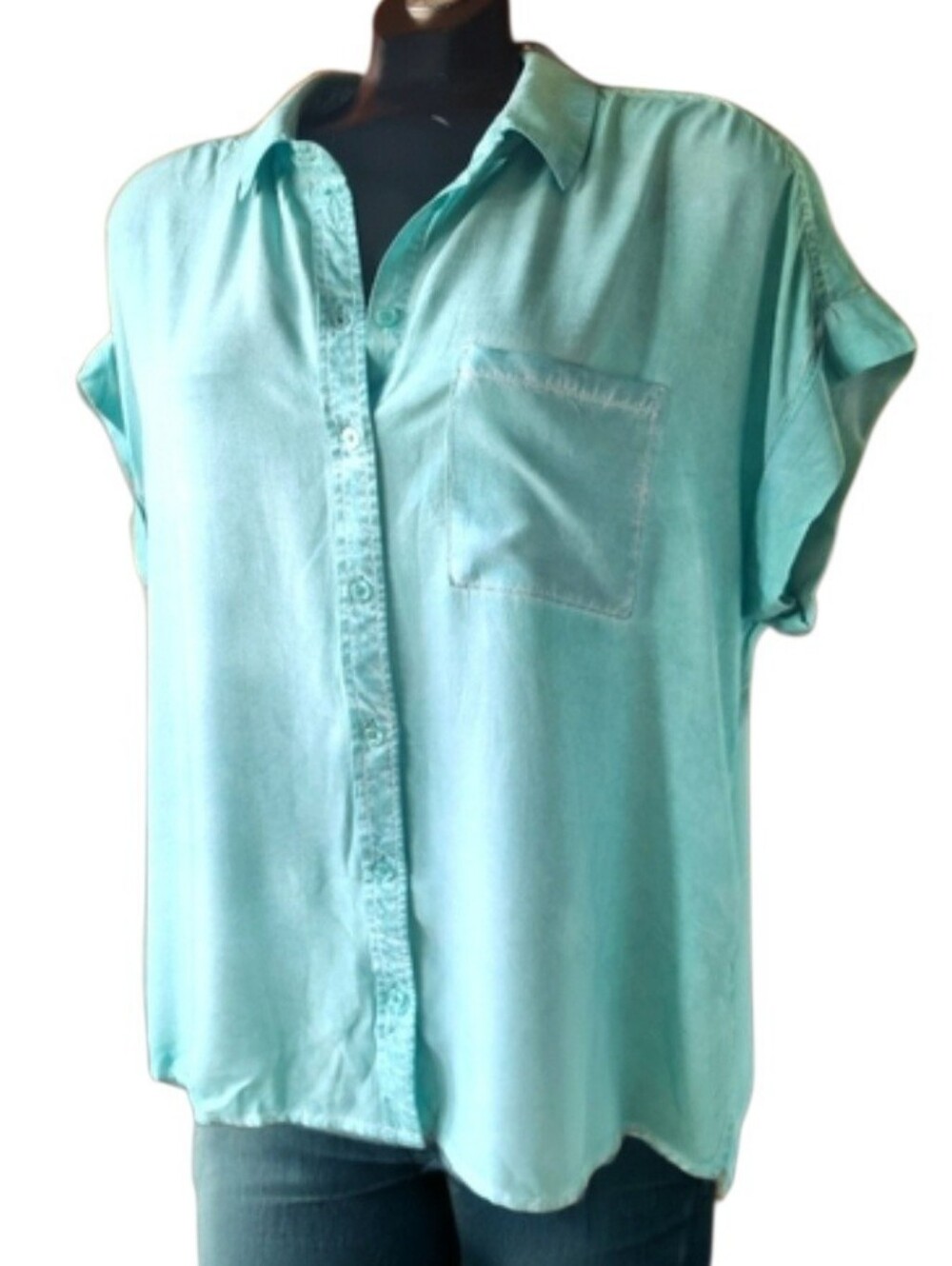 Velvet❤️Heart Light Aqua Short Sleeve Button Front Shirt ($126 USD) Size L